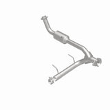 MagnaFlow Conv Direct Fit 05-06 Lincoln Navigator 5.4L w/ 3in Main Piping
