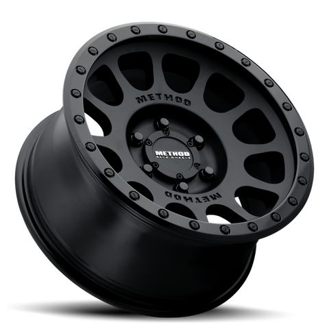 Method MR305 NV 17x8.5 0mm Offset 5x150 116.5mm CB Matte-Gloss Black Wheel